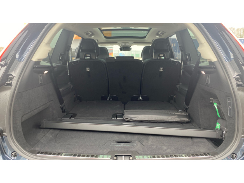 Volvo XC90 2.0 B5P Ultra Dark 5dr AWD Geartronic Petrol Estate